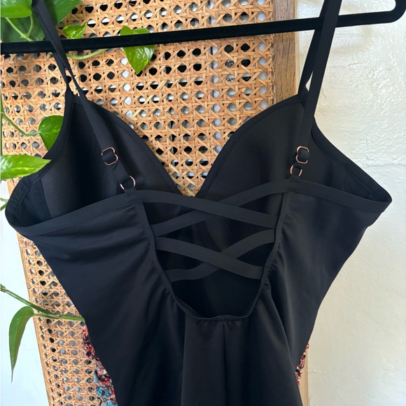 Miraclesuit Nefertiti Temptation One-Piece Swimsuit size 12/14 - Picture 4 of 7